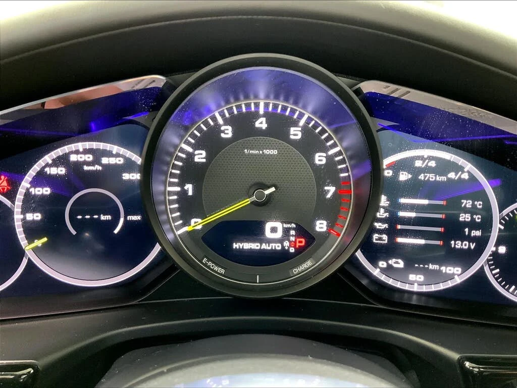 Porsche Panamera, снимка 11 - Автомобили и джипове - 53815472