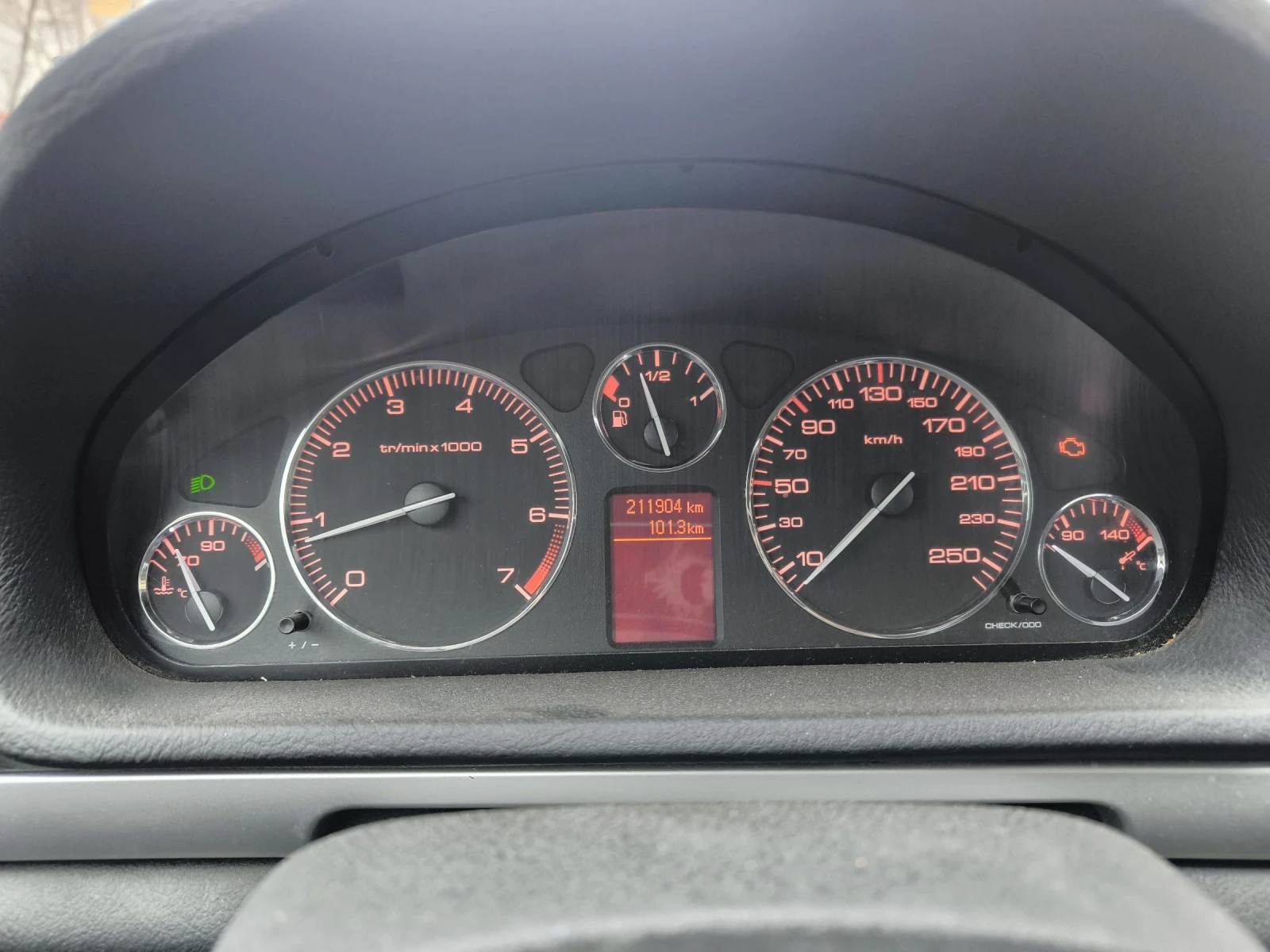 Peugeot 407 2.0 , снимка 7 - Автомобили и джипове - 53940062