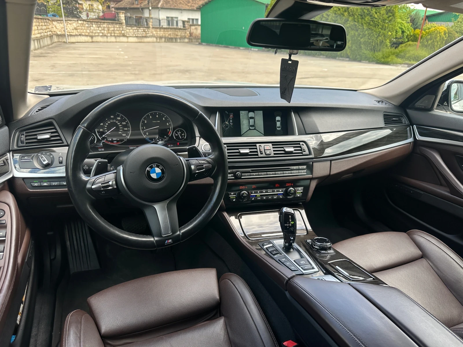 BMW 535 M-PACK, SOFT CLOSE, 360, HEAD UP, ОБДУХВАНЕ, снимка 11 - Автомобили и джипове - 54396887