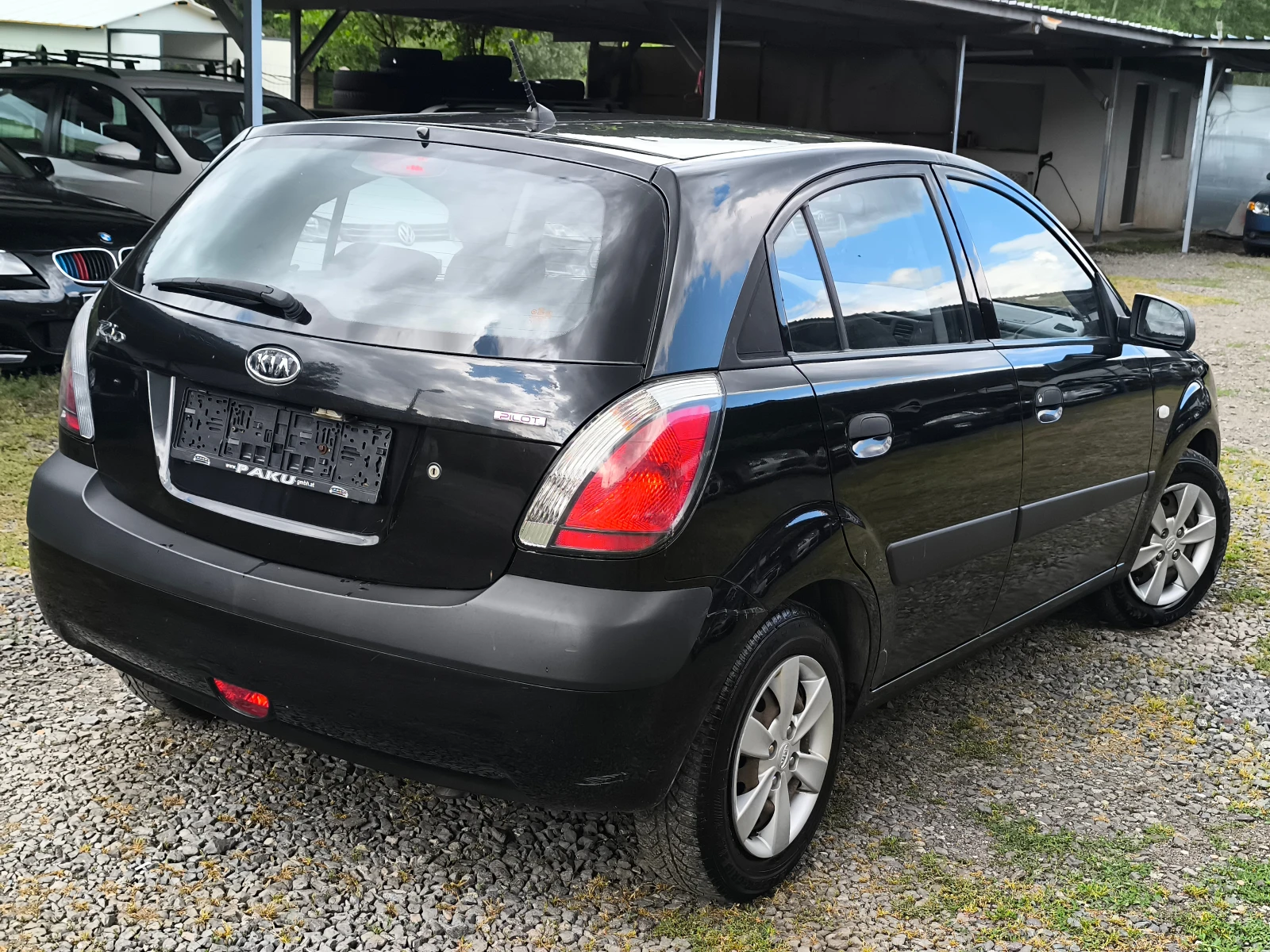 Kia Rio -1.4i-75кс-КЛИМАТИК-, снимка 3 - Автомобили и джипове - 54766396