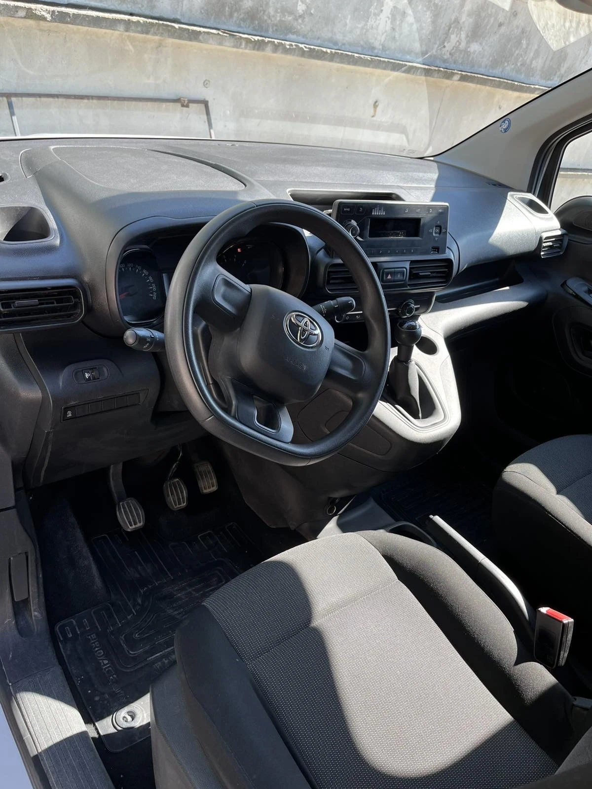 Toyota Proace City | Mobile.bg � ����������� 8
