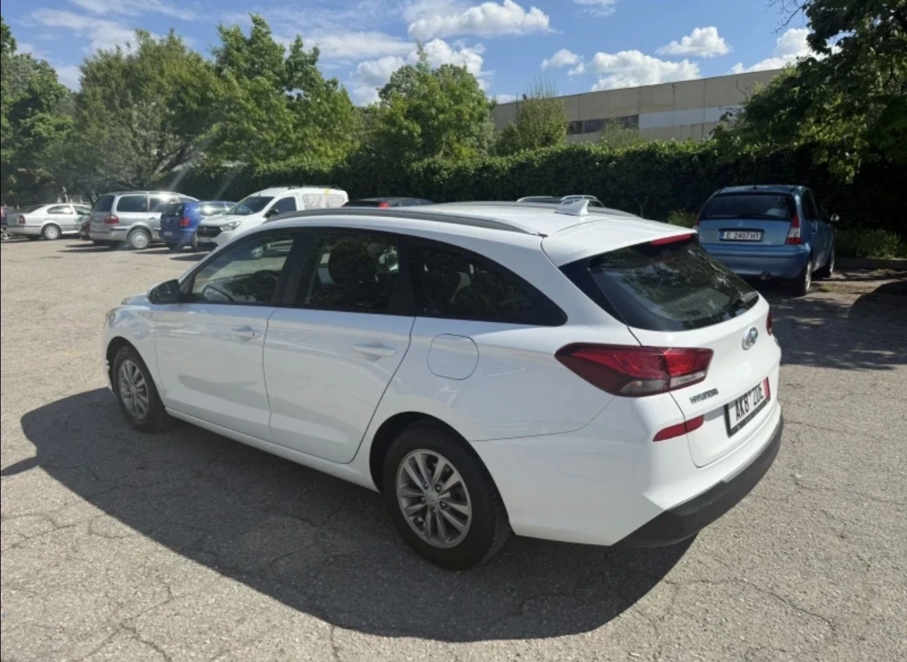 Hyundai I30 1.6 CRDI, снимка 4 - Автомобили и джипове - 54910558