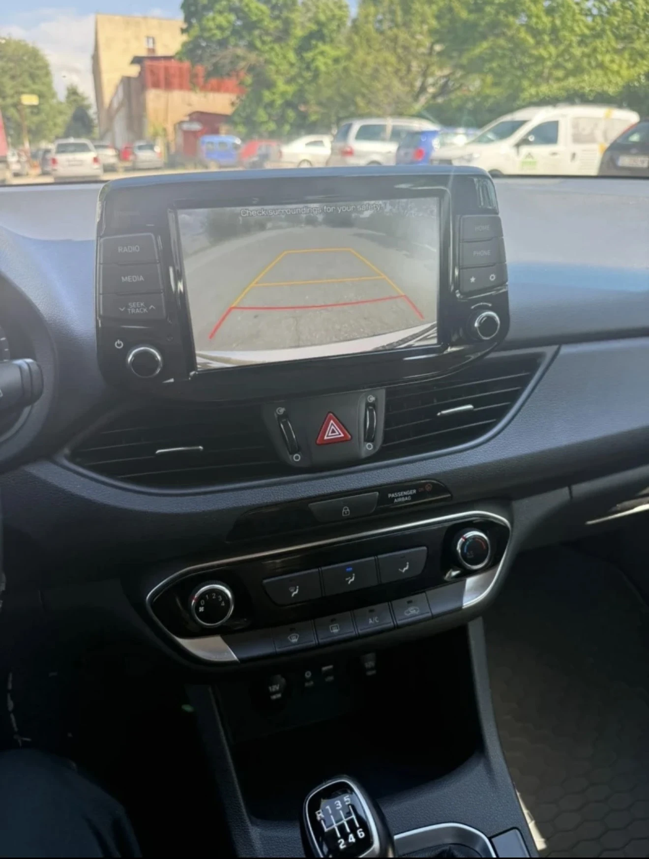 Hyundai I30 1.6 CRDI, снимка 12 - Автомобили и джипове - 54910558