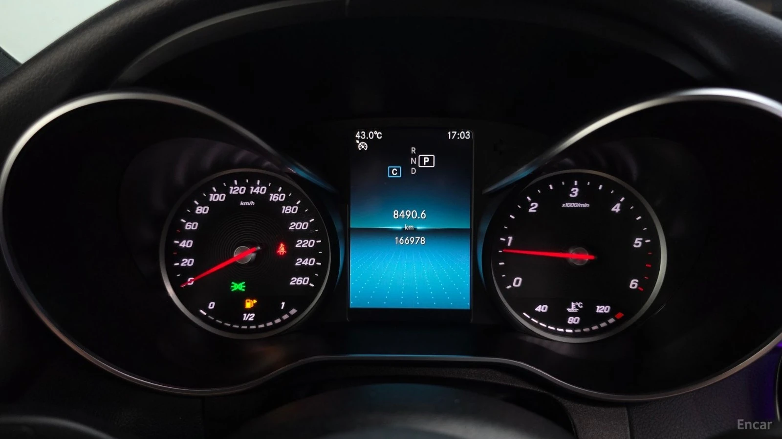 Mercedes-Benz C 220 4MATIC AMG* КОЖА* НАВИ* ПАНО* АВТОКРЕДИТ, снимка 7 - Автомобили и джипове - 55618823