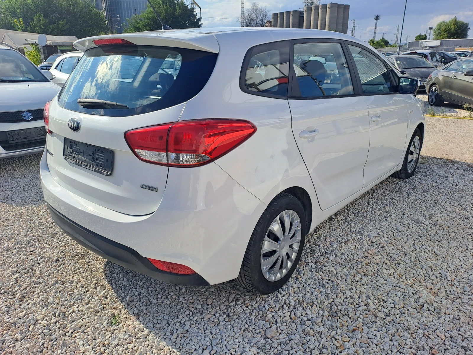 Kia Carens 1, 7CRDI, EVRO5B, LED, KLIMA, снимка 6 - Автомобили и джипове - 55665242