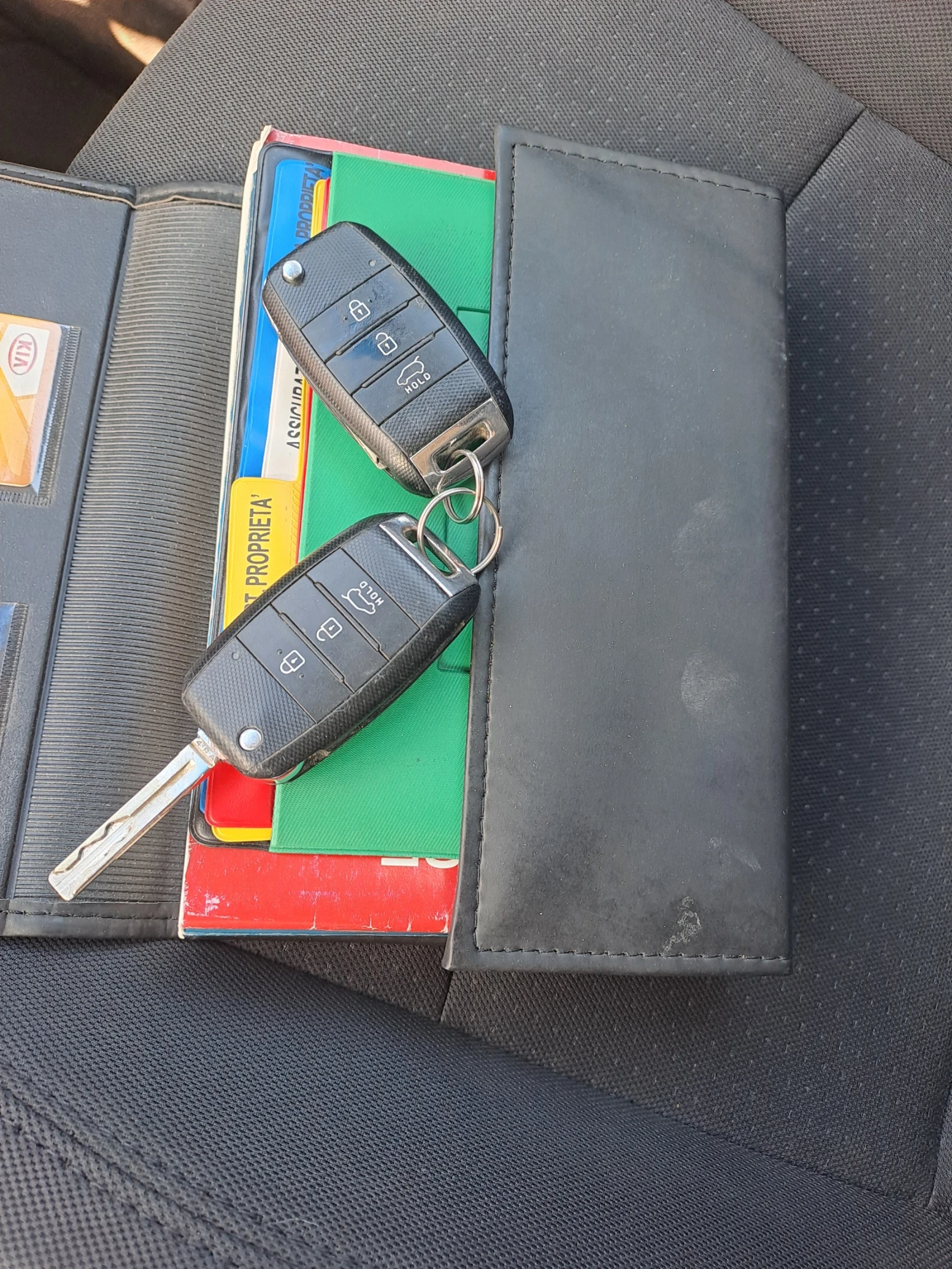Kia Carens 1, 7CRDI, EVRO5B, LED, KLIMA, снимка 17 - Автомобили и джипове - 55665242