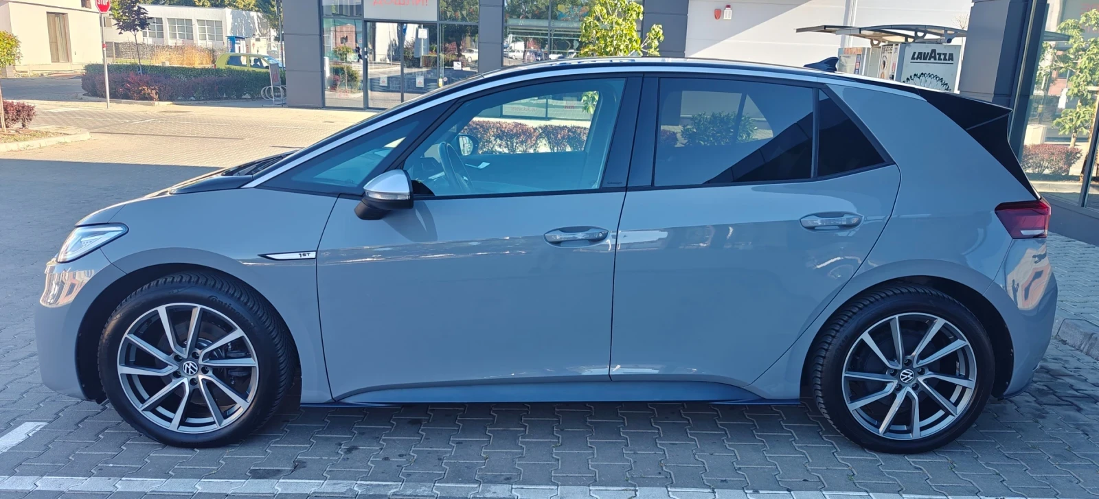 VW ID.3 1st Plus/204hp/62kwh/MATRIX/KEYLESS/SOH92%, снимка 3 - Автомобили и джипове - 55874404