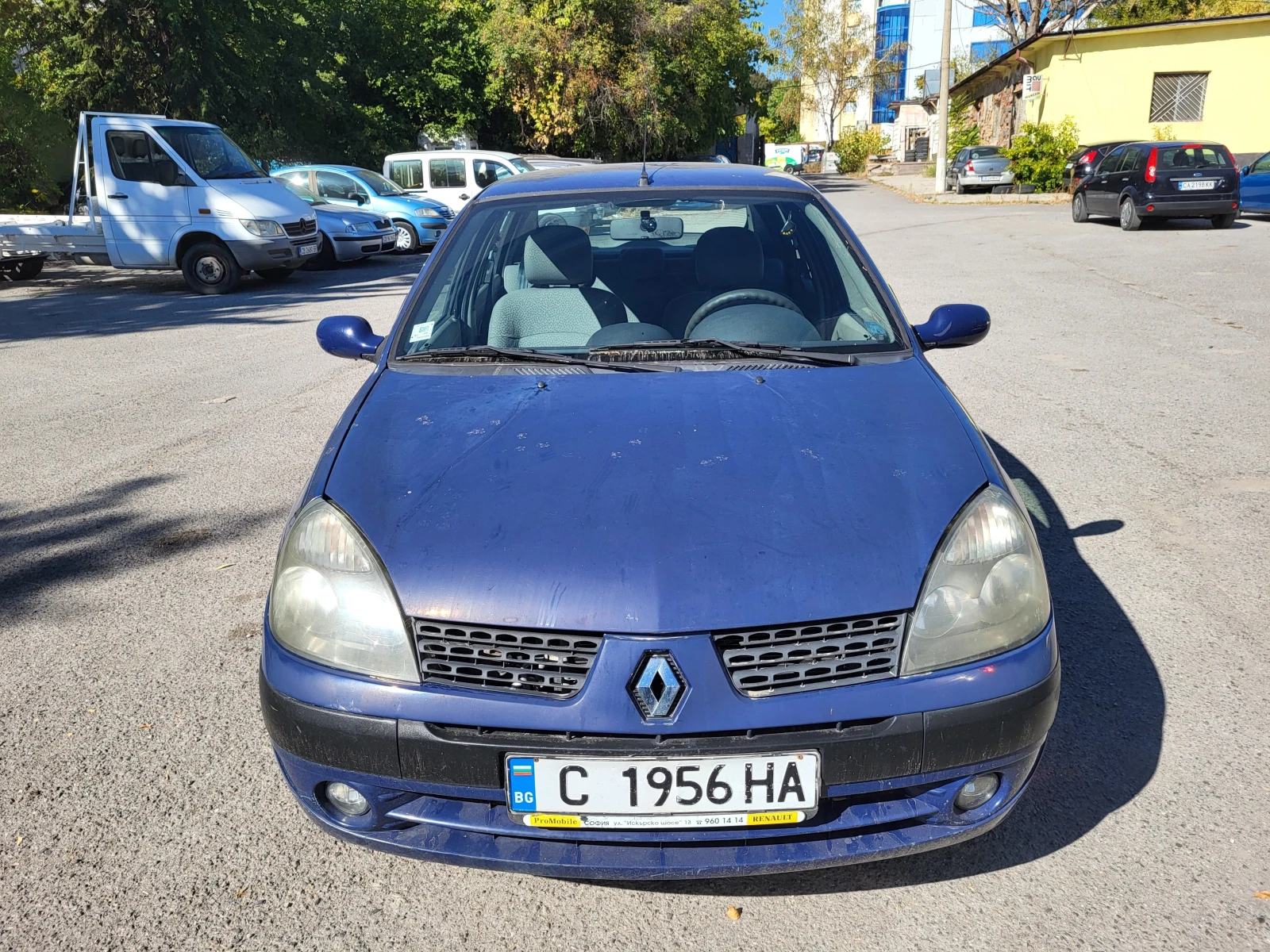 Renault Symbol, снимка 2 - Автомобили и джипове - 56360071