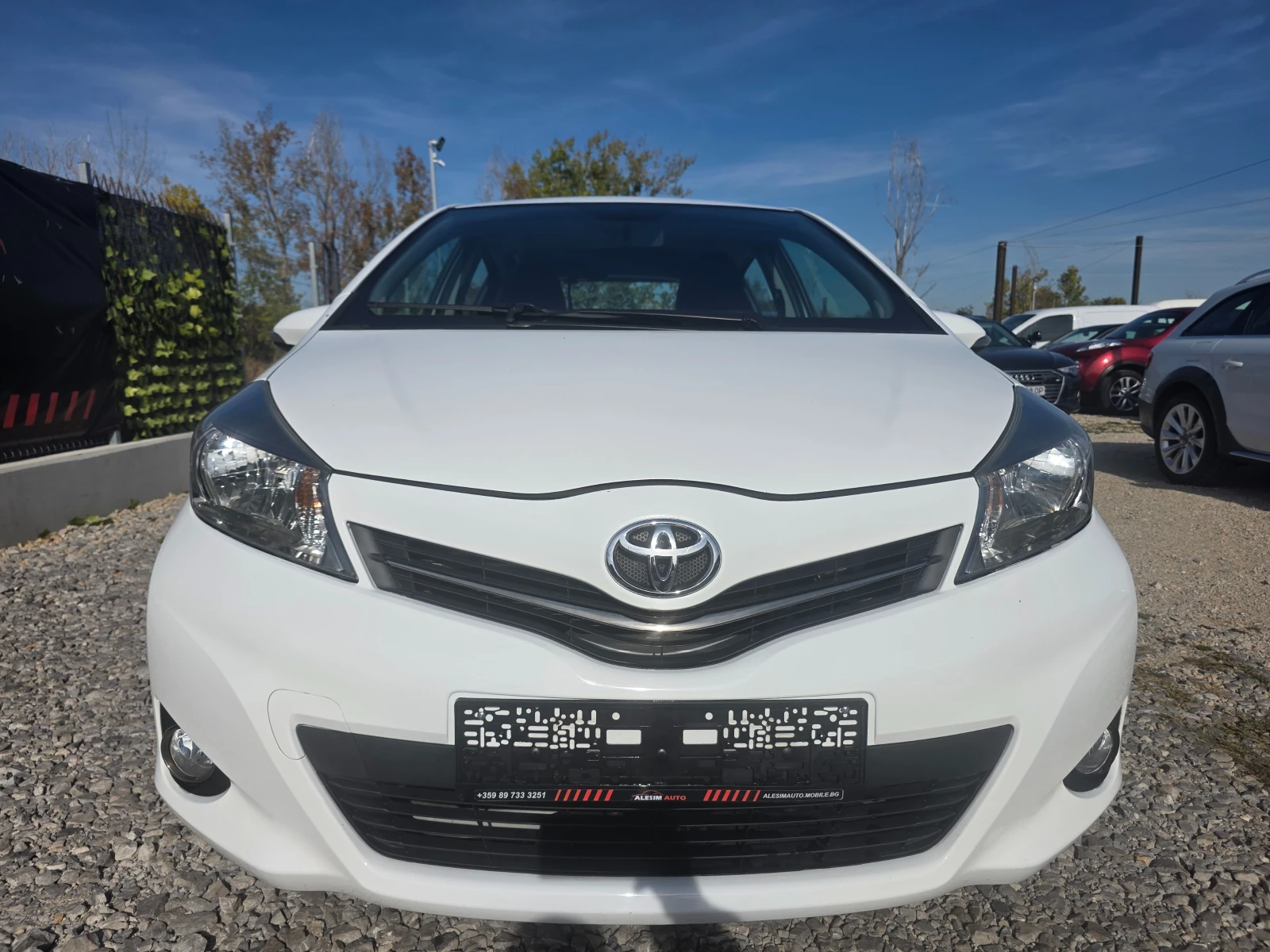 Toyota Yaris  III-1.4 D-4D, снимка 2 - Автомобили и джипове - 56621586