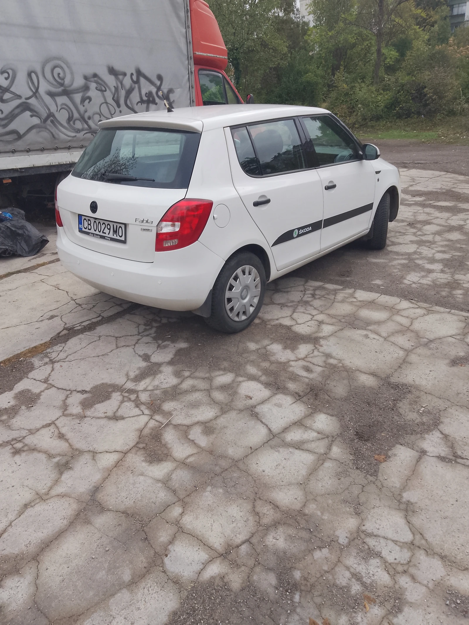 Skoda Fabia 1.2, снимка 5 - Автомобили и джипове - 56672222