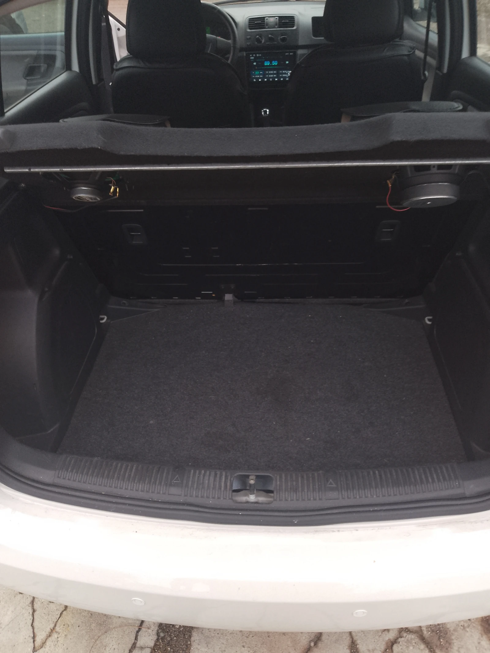 Skoda Fabia 1.2, снимка 14 - Автомобили и джипове - 56672222