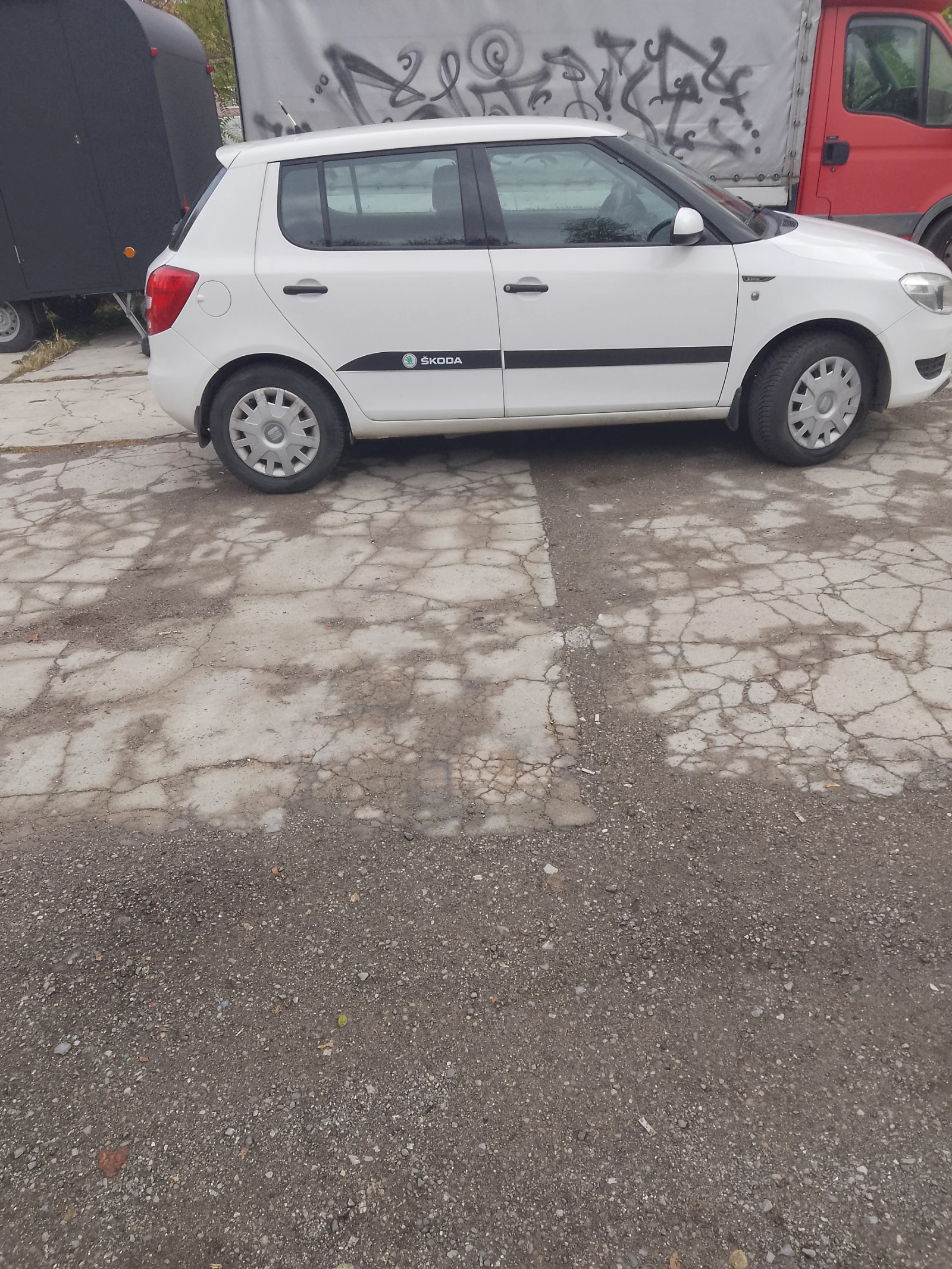 Skoda Fabia 1.2, снимка 4 - Автомобили и джипове - 56672222