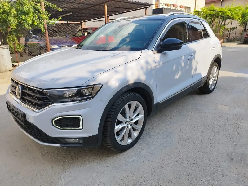 VW T-Roc, снимка 2 - Автомобили и джипове - 52338785