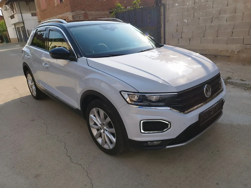 VW T-Roc, снимка 6 - Автомобили и джипове - 52338785