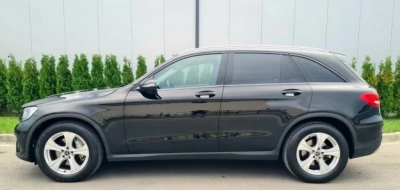 Mercedes-Benz GLC 220, снимка 6 - Автомобили и джипове - 52787526