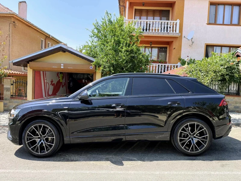 Audi Q8 Technik S-Line, снимка 4 - Автомобили и джипове - 53120335