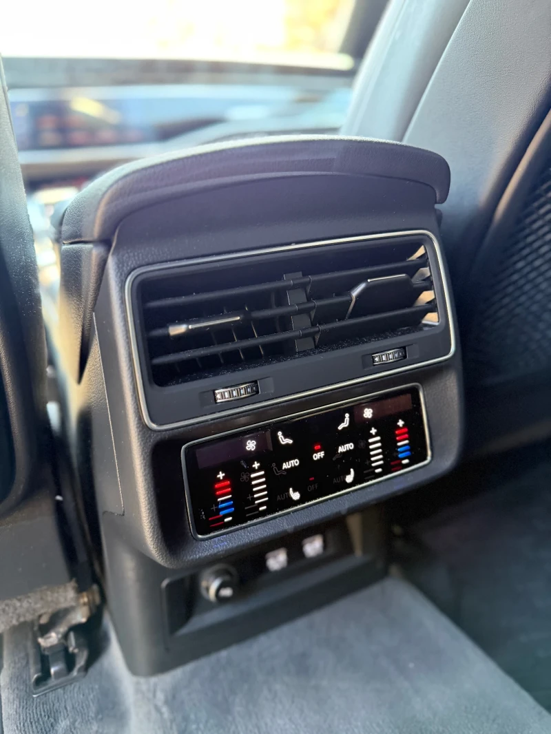 Audi Q8 Technik S-Line, снимка 10 - Автомобили и джипове - 53120335