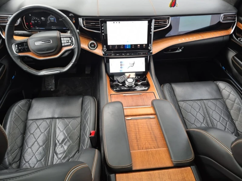 Jeep Grand Wagoneer 6.4L * SERIES III * Full * CARFAX * , снимка 5 - Автомобили и джипове - 53439850