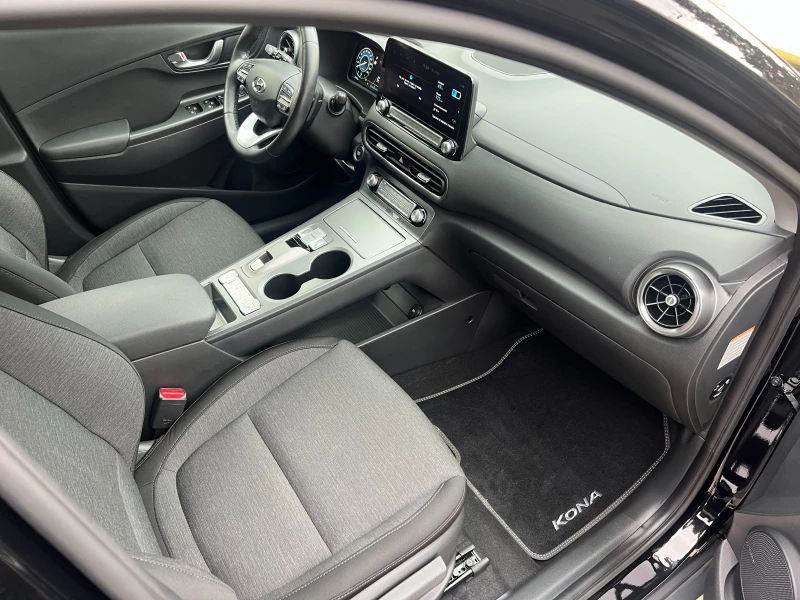 Hyundai Kona EV TREND, снимка 14 - Автомобили и джипове - 53470835