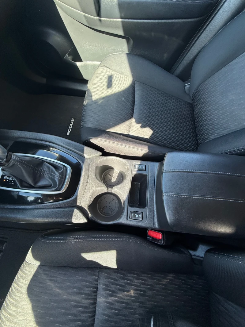 Nissan X-trail Rogue Газ/Бензин 2.5 SV AWD , снимка 15 - Автомобили и джипове - 53539086