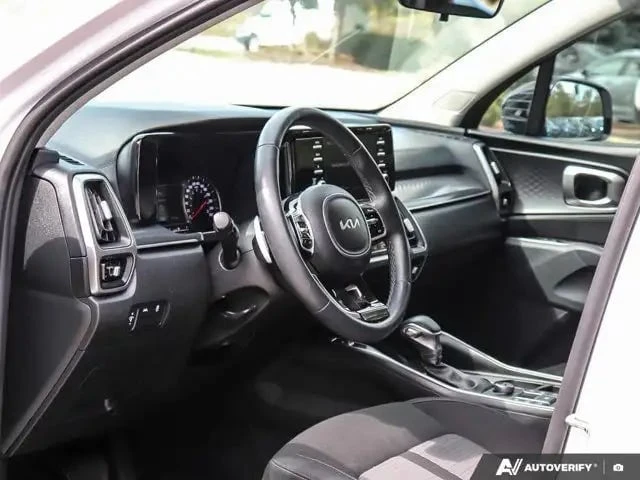 Kia Sorento  X Line* CARFAX* МЪРТВА ТОЧКА* ПОДГРЕВИ, снимка 16 - Автомобили и джипове - 53225432