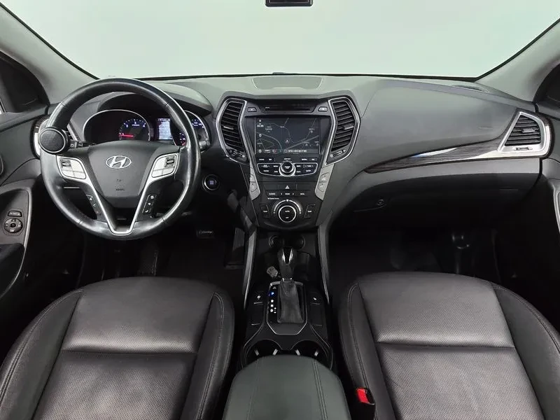 Hyundai Santa fe 2.0 CRDi 4WD - САМО 30% АВАНС, снимка 7 - Автомобили и джипове - 56159099
