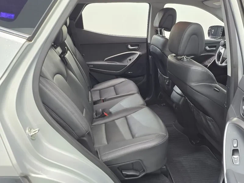 Hyundai Santa fe 2.0 CRDi 4WD - САМО 30% АВАНС, снимка 12 - Автомобили и джипове - 56159099