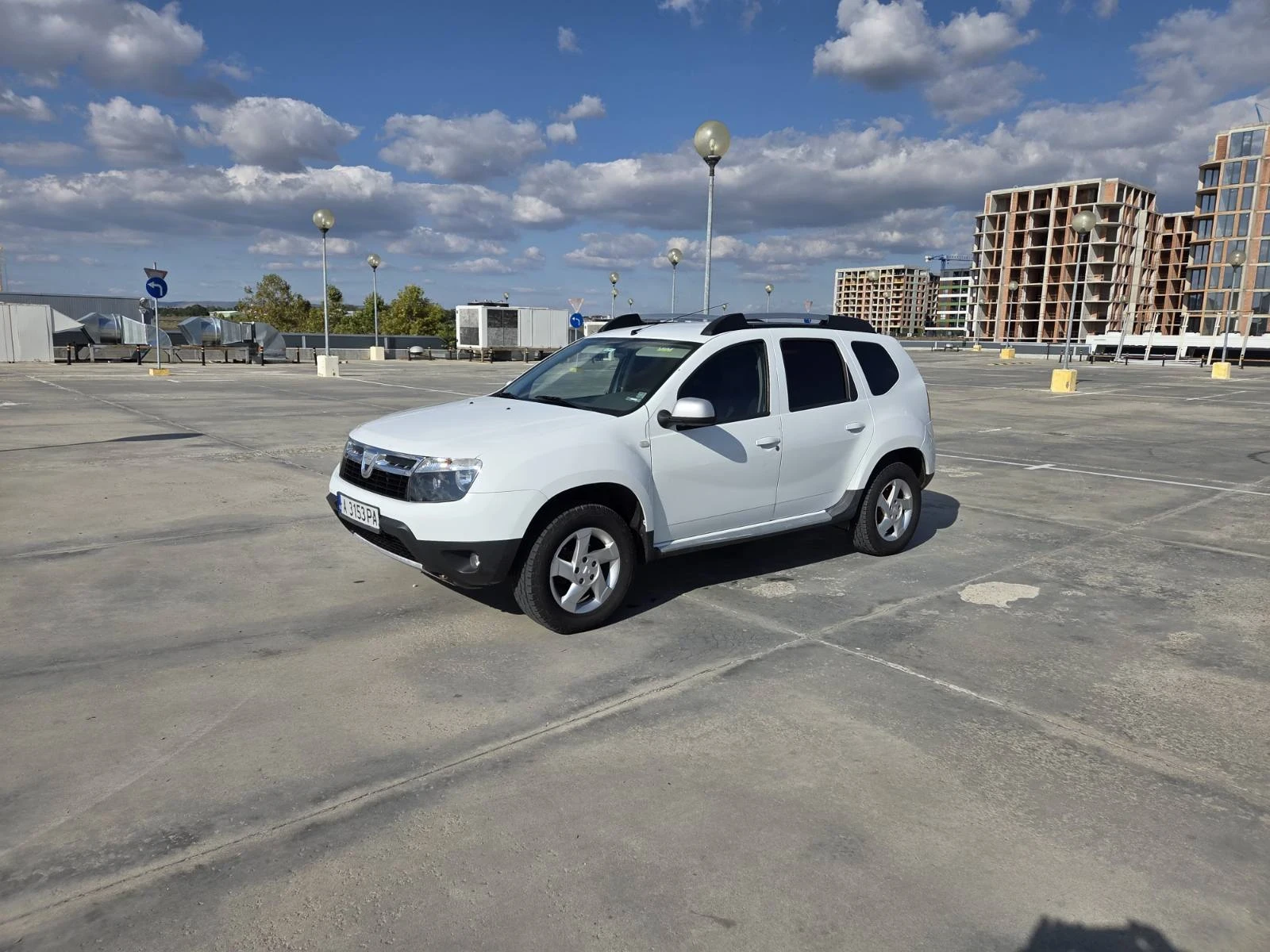 Dacia Duster 1.6i, 4?4, снимка 1