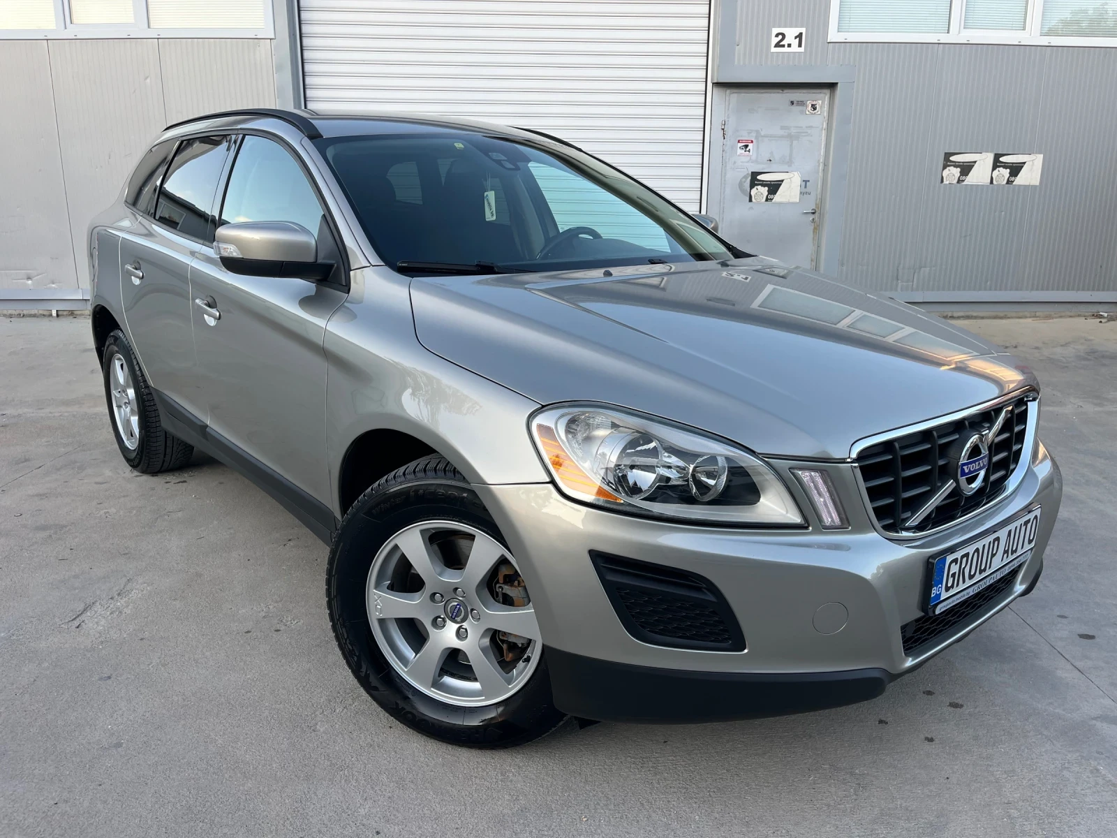 Volvo XC60 2, 0D3-163к.с/EURO 5/АВТОМАТИК/ТОП СЪСТОЯНИЕ!!! - [1] 