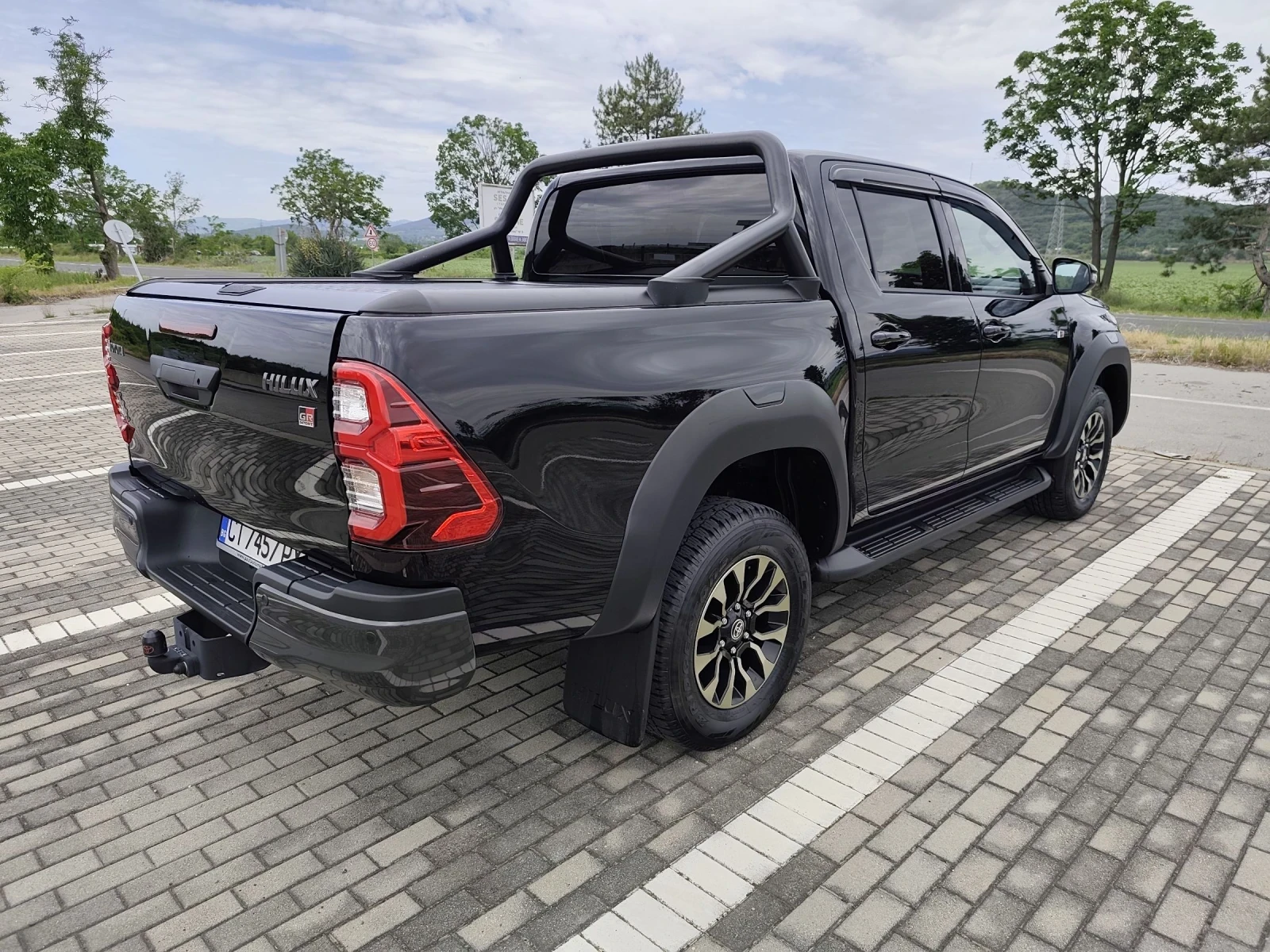 Toyota Hilux GR SPORT - изображение 3