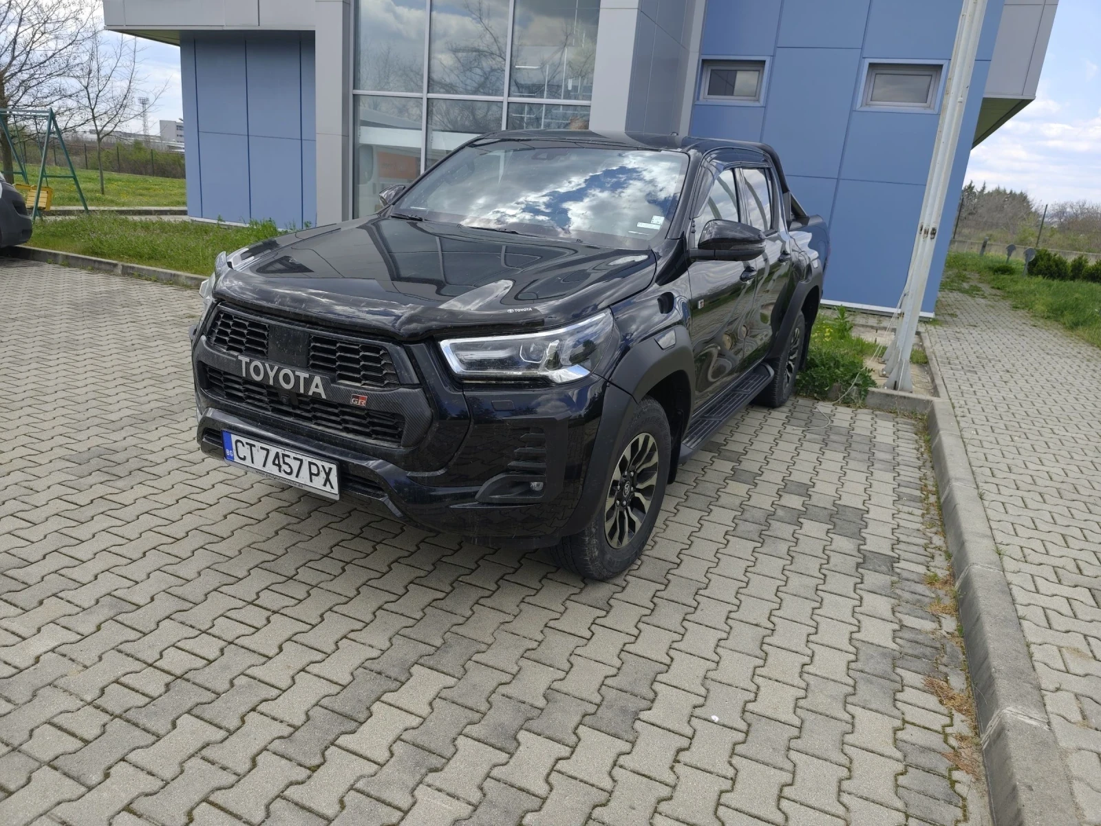 Toyota Hilux GR SPORT | Mobile.bg — изображение 1