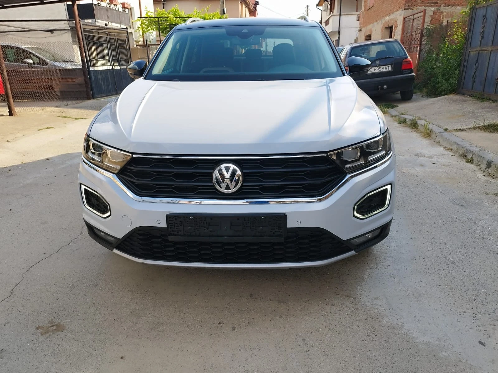 VW T-Roc | Mobile.bg   1