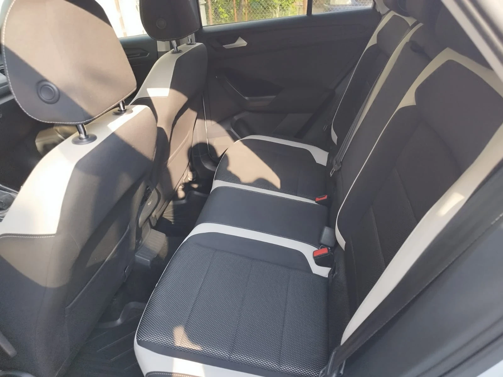 VW T-Roc  - изображение 7