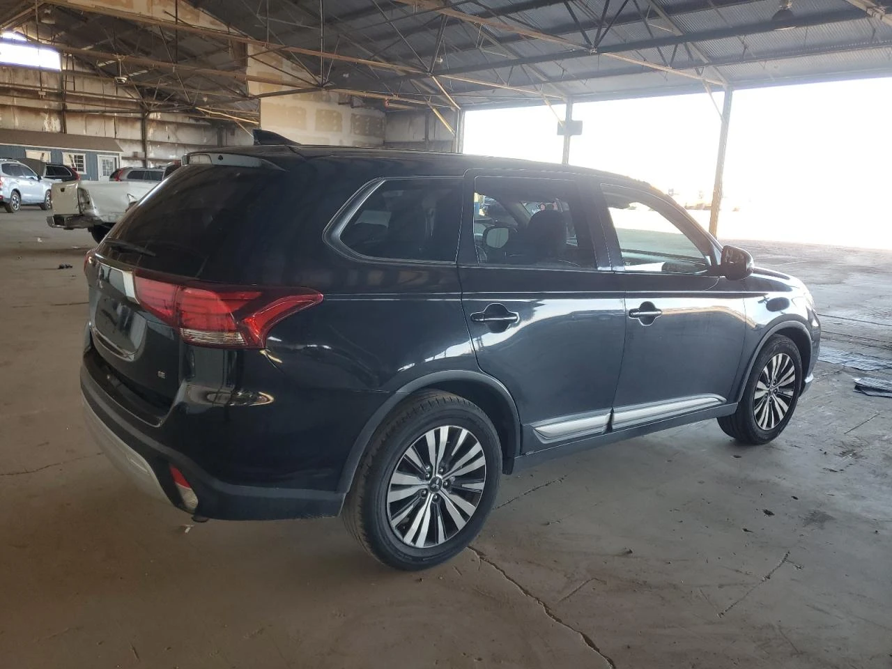 Mitsubishi Outlander 2020 MITSUBISHI OUTLANDER SE - изображение 5