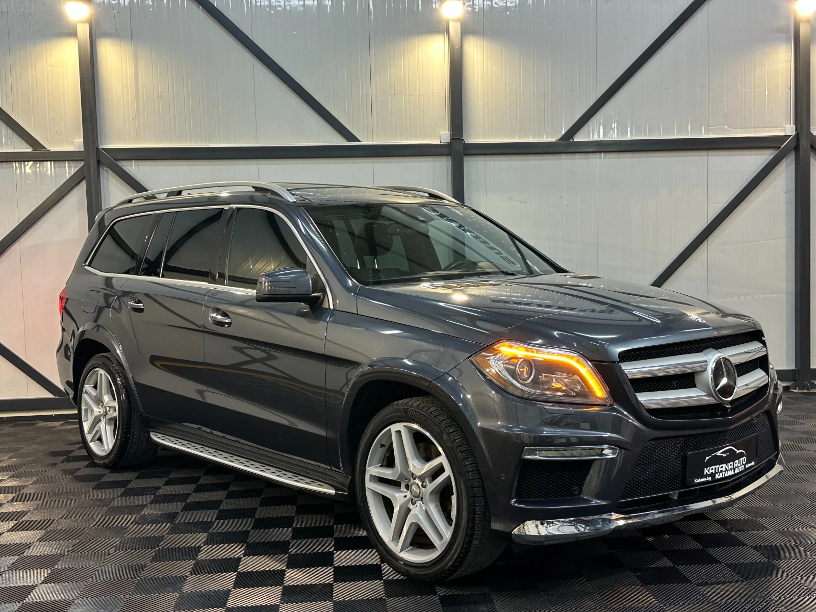 Mercedes-Benz GL 350 * 6+ 1* AMG* ВАКУУМ* DISTR* 360* , снимка 2 - Автомобили и джипове - 53035963