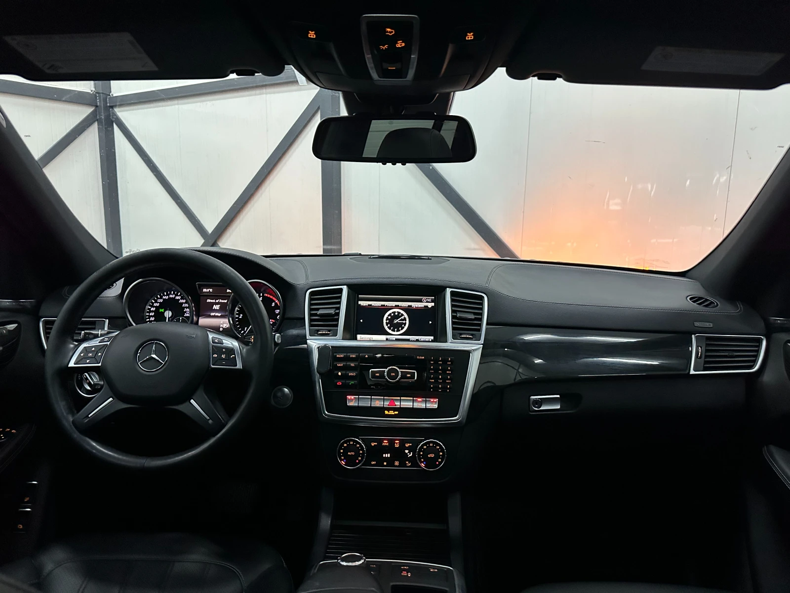 Mercedes-Benz GL 350 * 6+ 1* AMG* ВАКУУМ* DISTR* 360* , снимка 9 - Автомобили и джипове - 53035963