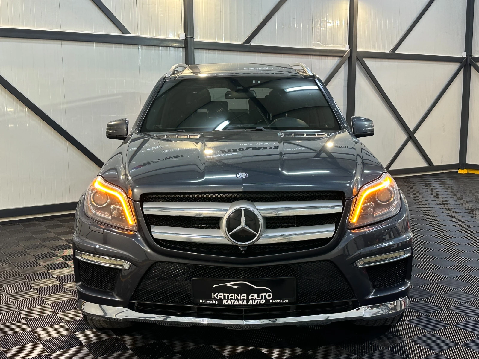 Mercedes-Benz GL 350 * 6+ 1* AMG* ВАКУУМ* DISTR* 360* , снимка 3 - Автомобили и джипове - 53035963