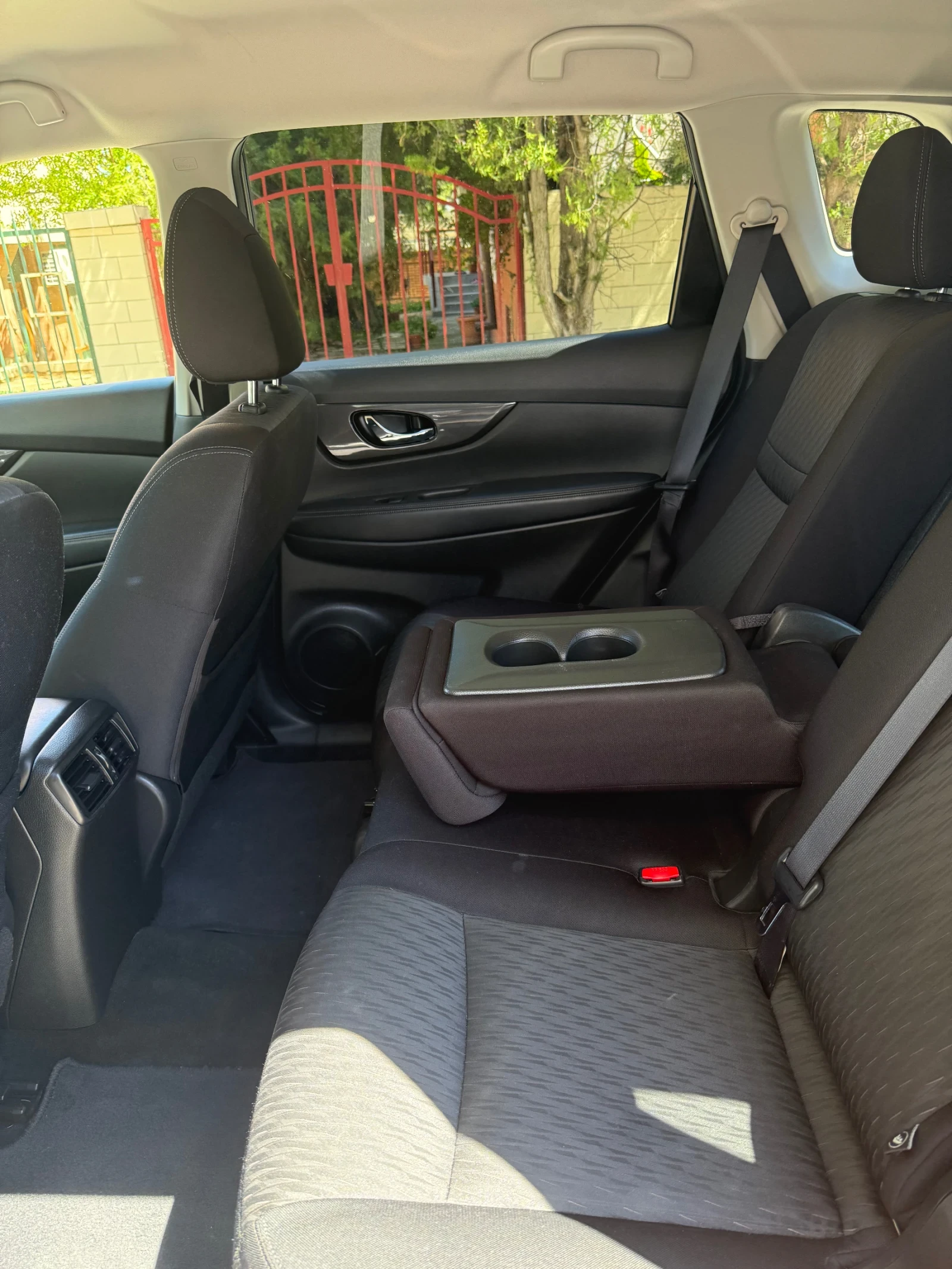 Nissan X-trail Rogue Газ/Бензин 2.5 SV AWD , снимка 16 - Автомобили и джипове - 53539086