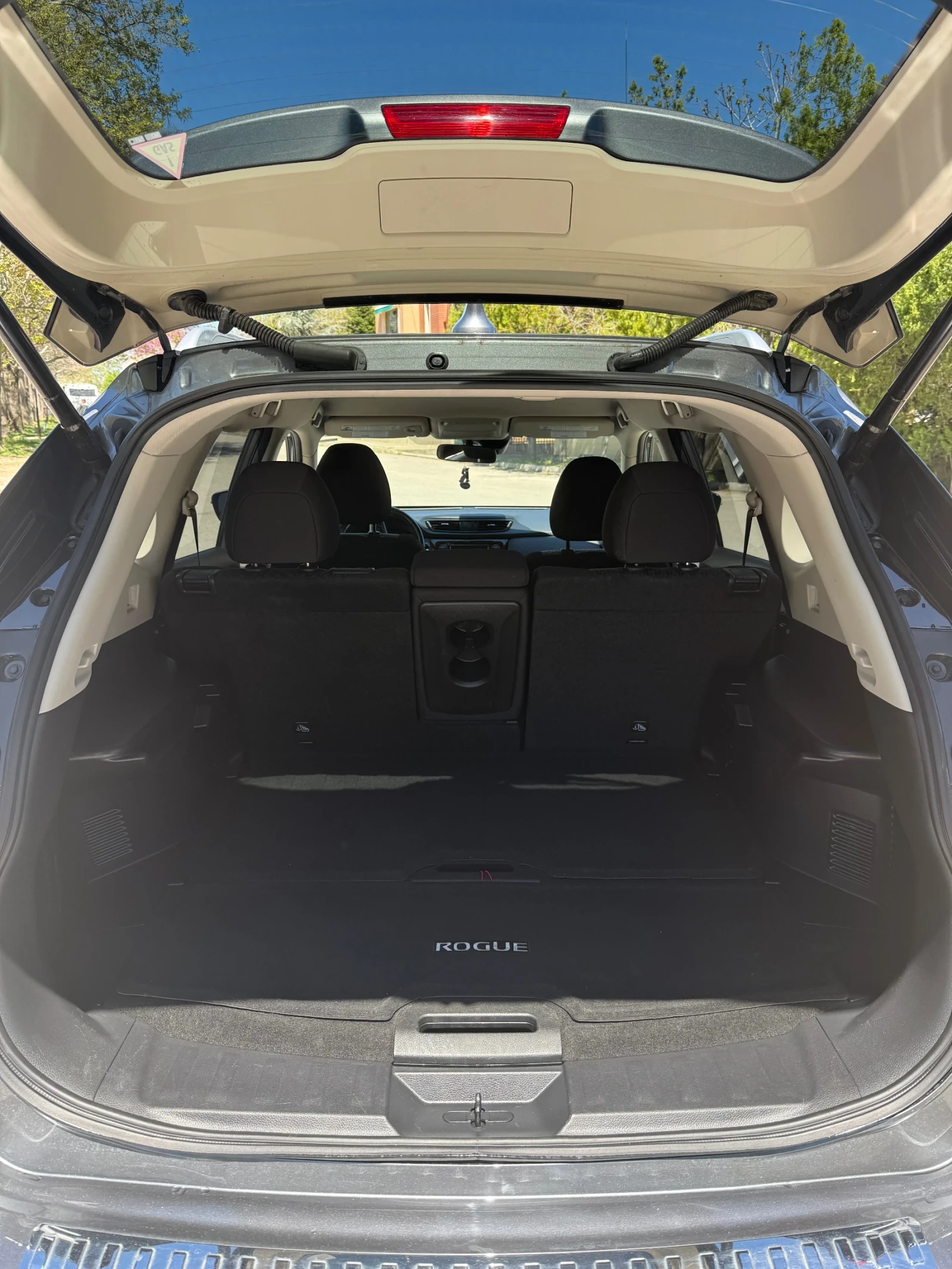 Nissan X-trail Rogue Газ/Бензин 2.5 SV AWD , снимка 7 - Автомобили и джипове - 53539086