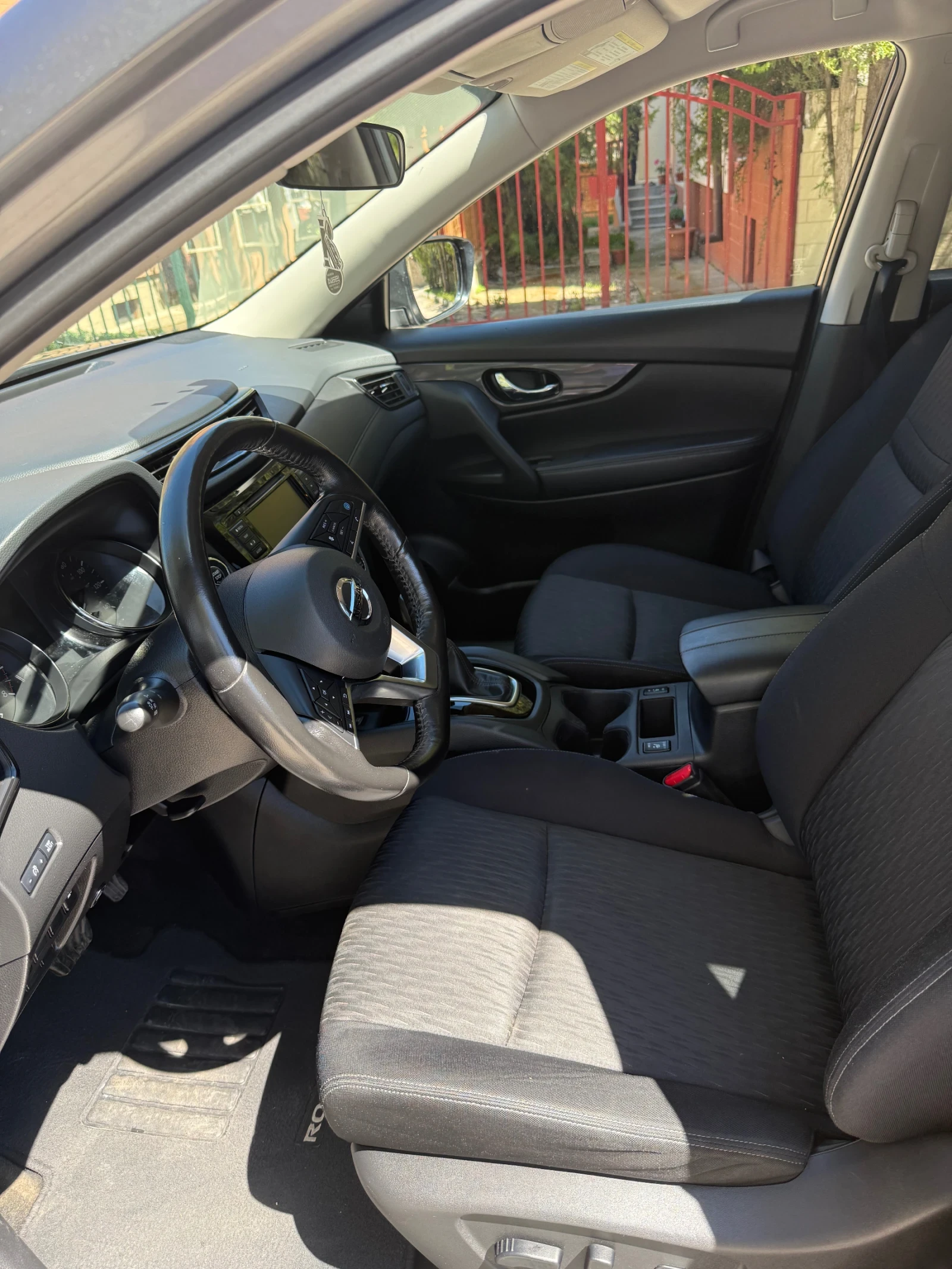 Nissan X-trail Rogue Газ/Бензин 2.5 SV AWD , снимка 8 - Автомобили и джипове - 53539086