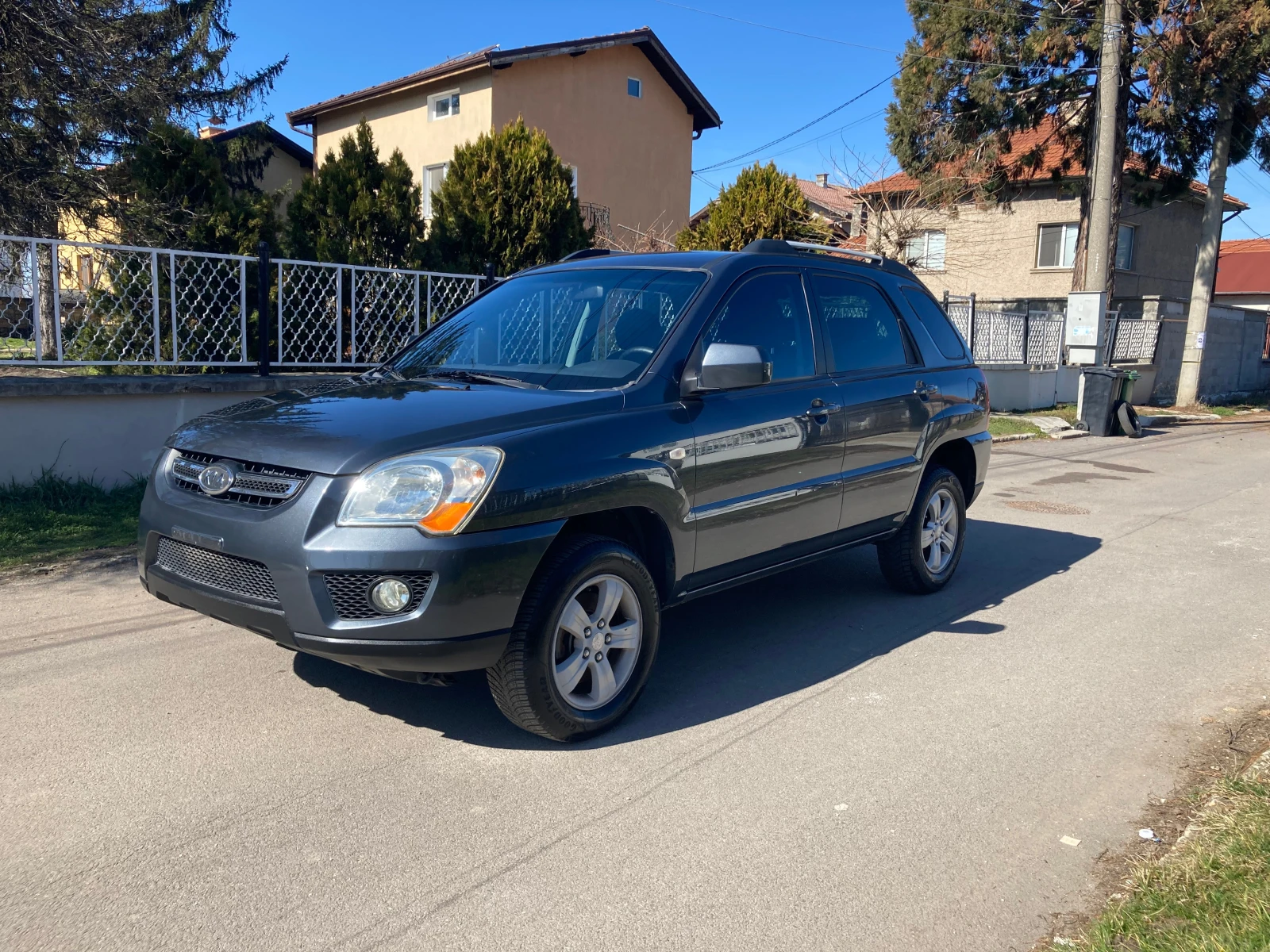 Kia Sportage 2.0 ЧИСТО НОВ-ГАЗ+ БЕНЗИН-103552хил.км. - изображение 2