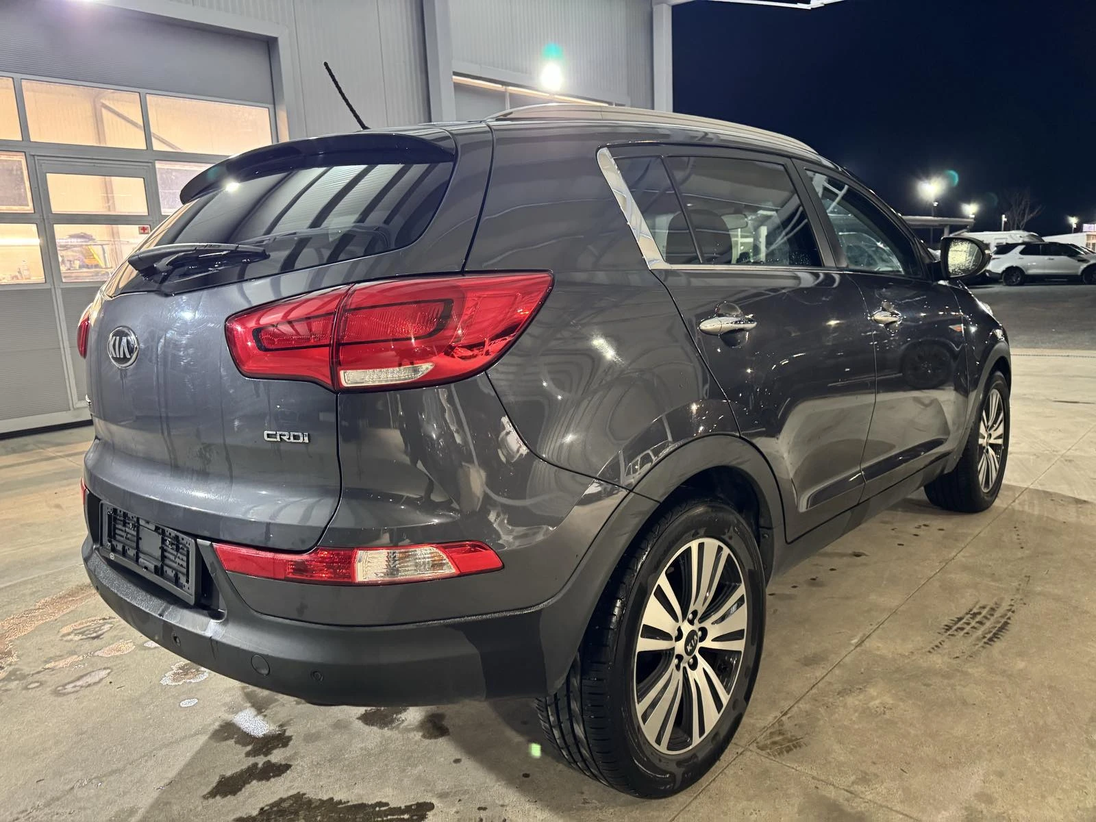 Kia Sportage 1.7* 116ps* 4x4* 6ск* КЛИМАТРОНИК, снимка 5 - Автомобили и джипове - 53846501