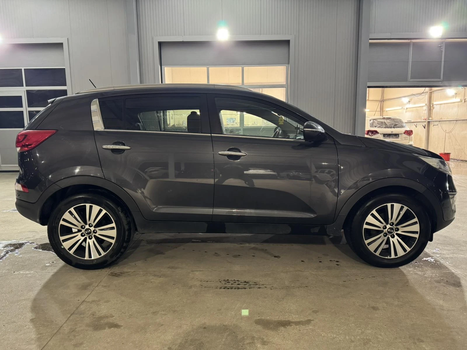 Kia Sportage 1.7* 116ps* 4x4* 6ск* КЛИМАТРОНИК, снимка 6 - Автомобили и джипове - 53846501