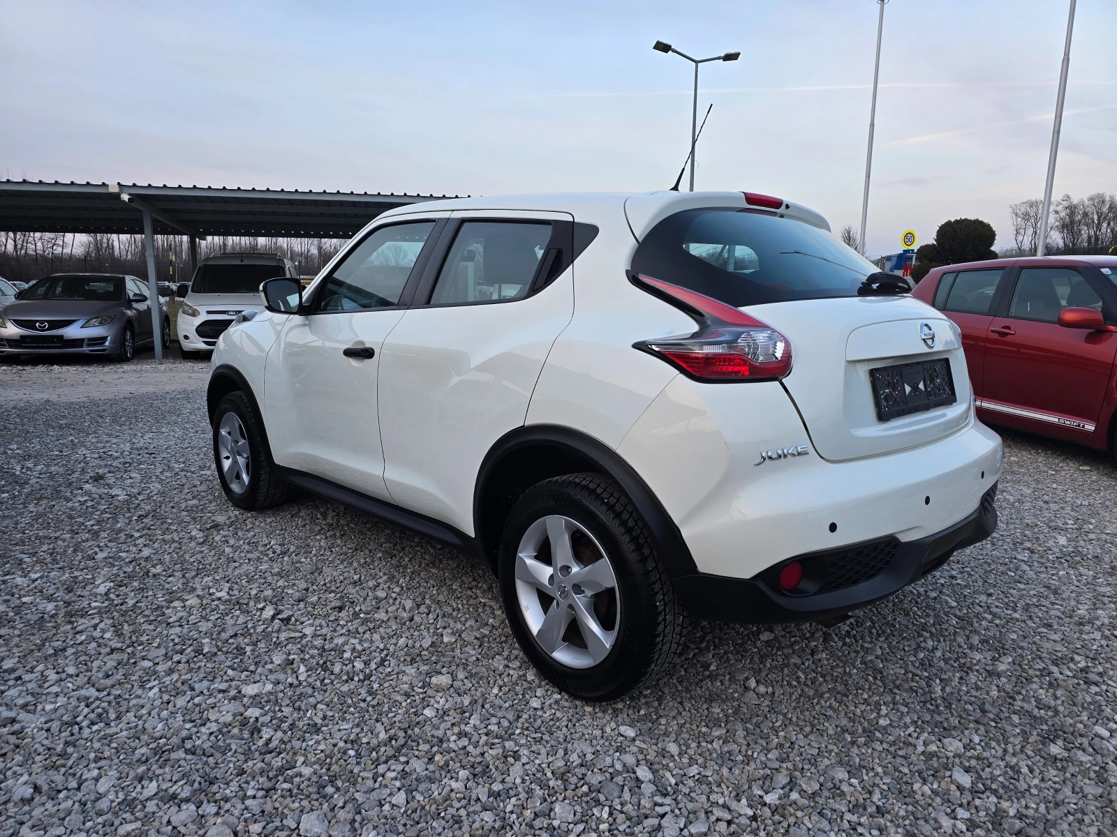Nissan Juke 1, 5 DCI !! FACE LIFT !!! НОВ ВНОС !! ЕВРО 6 Б !! , снимка 3 - Автомобили и джипове - 53922039