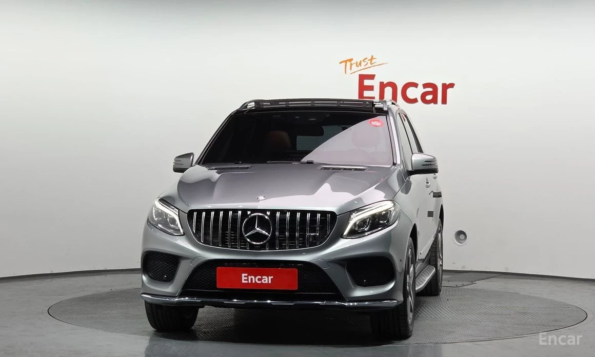 Mercedes-Benz GLE 350, снимка 3 - Автомобили и джипове - 54224090
