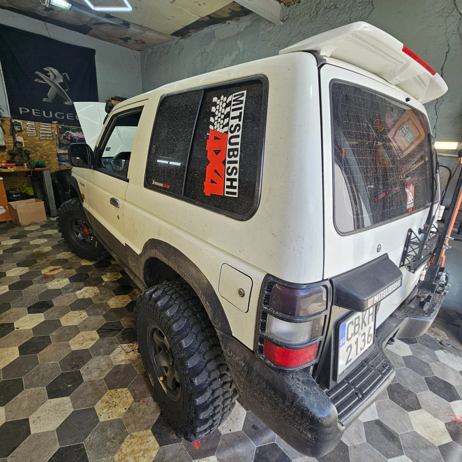 Mitsubishi Pajero, снимка 5 - Автомобили и джипове - 54494335
