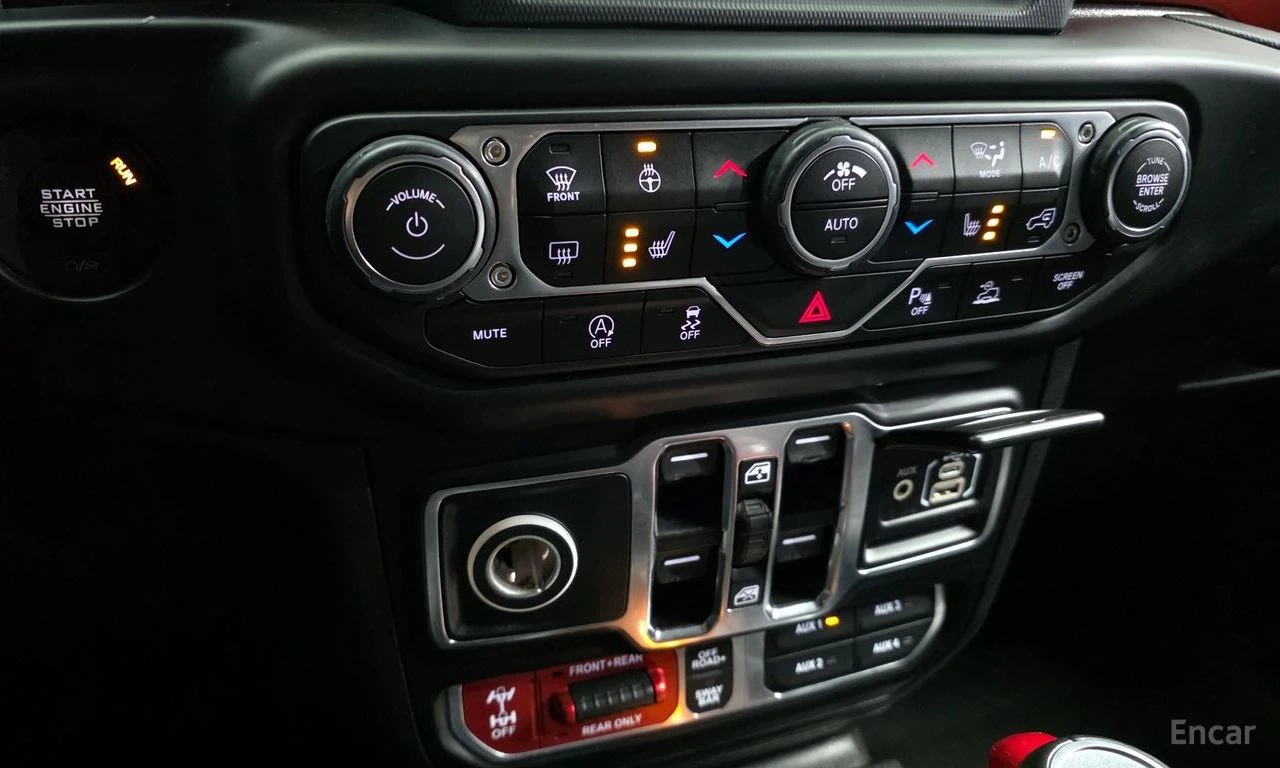 Jeep Gladiator 3.6* V6* RUBICON* ПОДГРЕВ* КАМЕРА* , снимка 11 - Автомобили и джипове - 54863602