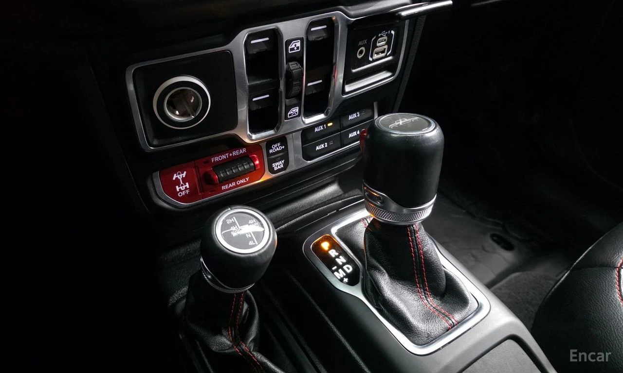 Jeep Gladiator 3.6* V6* RUBICON* ПОДГРЕВ* КАМЕРА* , снимка 12 - Автомобили и джипове - 54863602