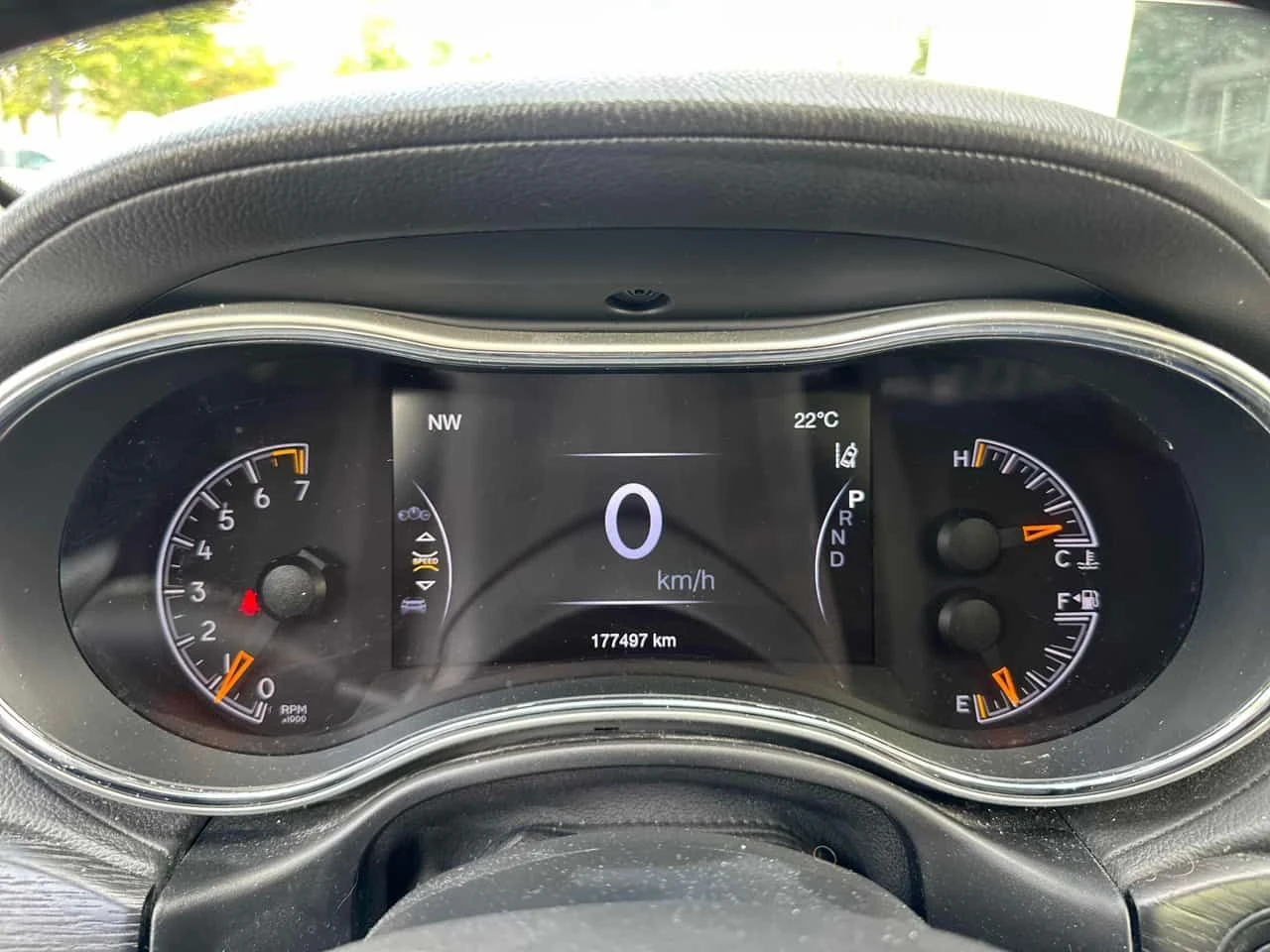 Jeep Grand cherokee * Summit * ДИСТРОНИК * ВЪЗДУХ * H/K, снимка 8 - Автомобили и джипове - 55424369