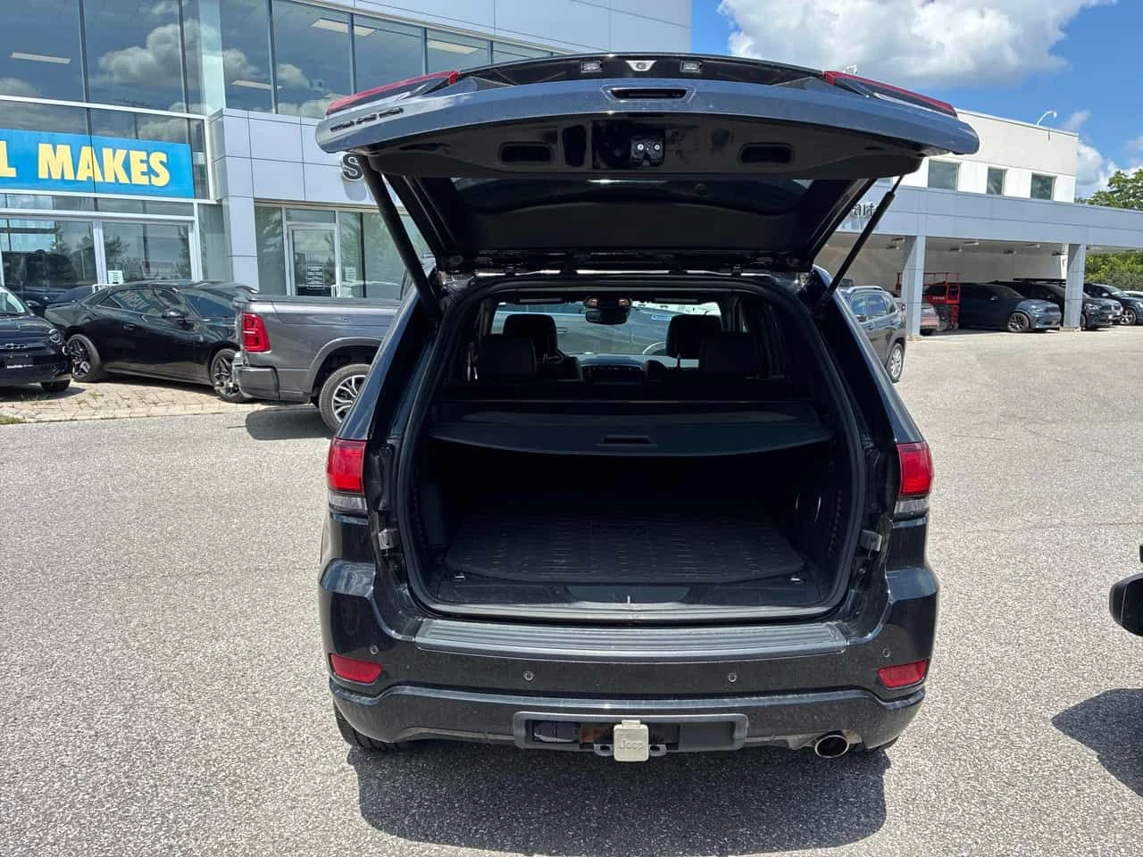Jeep Grand cherokee Altitude | АВТОКРЕДИТ БЕЗ ПЪРВОНАЧАЛНА ВНОСКА | , снимка 15 - Автомобили и джипове - 55531250